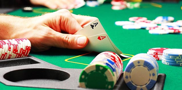 Thứ Tự Bài Poker Từ Mạnh Đến Yếu - Hướng Dẫn Chi Tiết